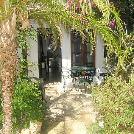 לינה וארוחת בוקר לאגוּ‏ש Uma Casa A Beira Sol מראה חיצוני תמונה