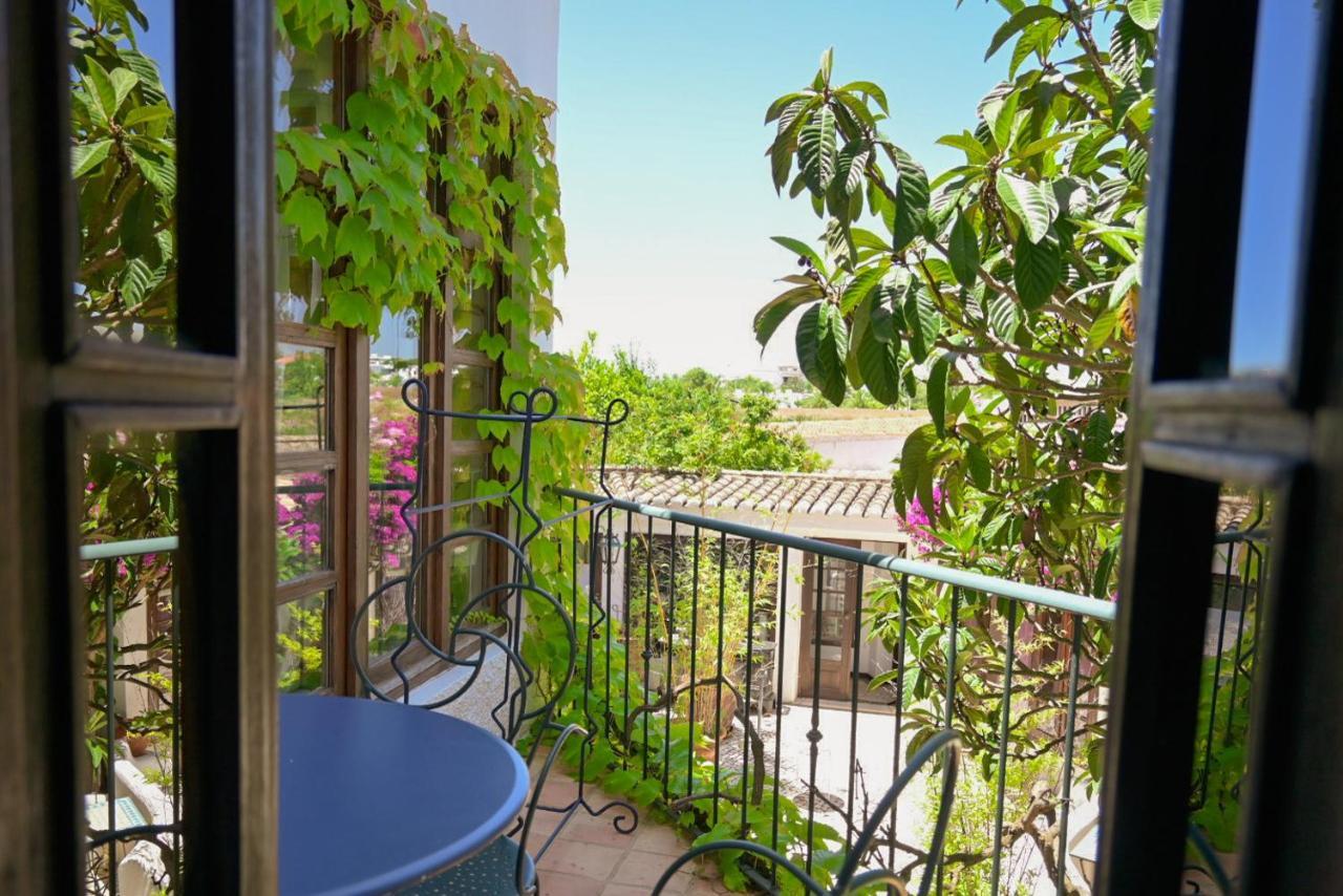 לינה וארוחת בוקר לאגוּ‏ש Uma Casa A Beira Sol מראה חיצוני תמונה