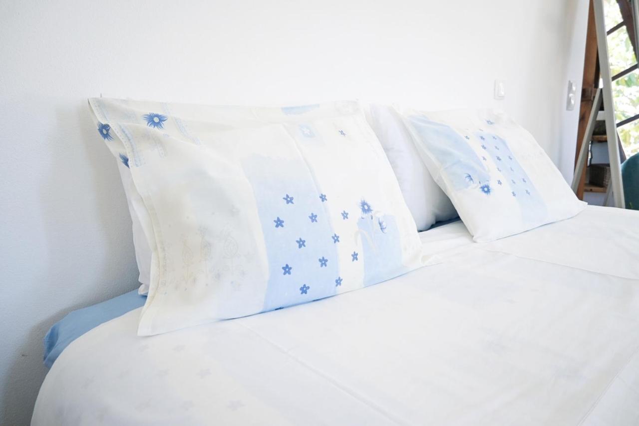 לינה וארוחת בוקר לאגוּ‏ש Uma Casa A Beira Sol מראה חיצוני תמונה