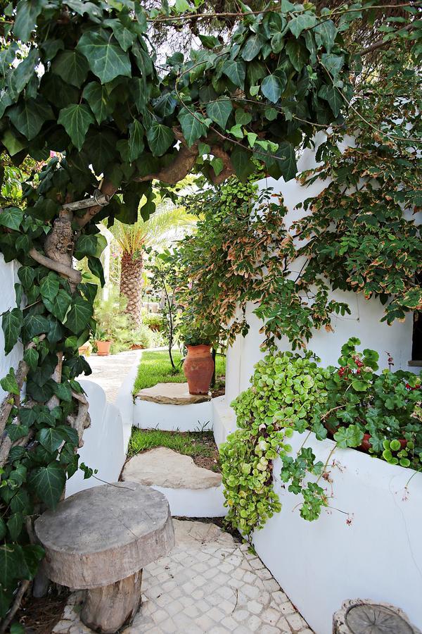 לינה וארוחת בוקר לאגוּ‏ש Uma Casa A Beira Sol מראה חיצוני תמונה