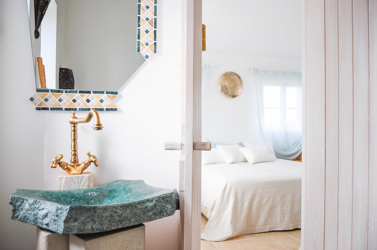 לינה וארוחת בוקר לאגוּ‏ש Uma Casa A Beira Sol מראה חיצוני תמונה