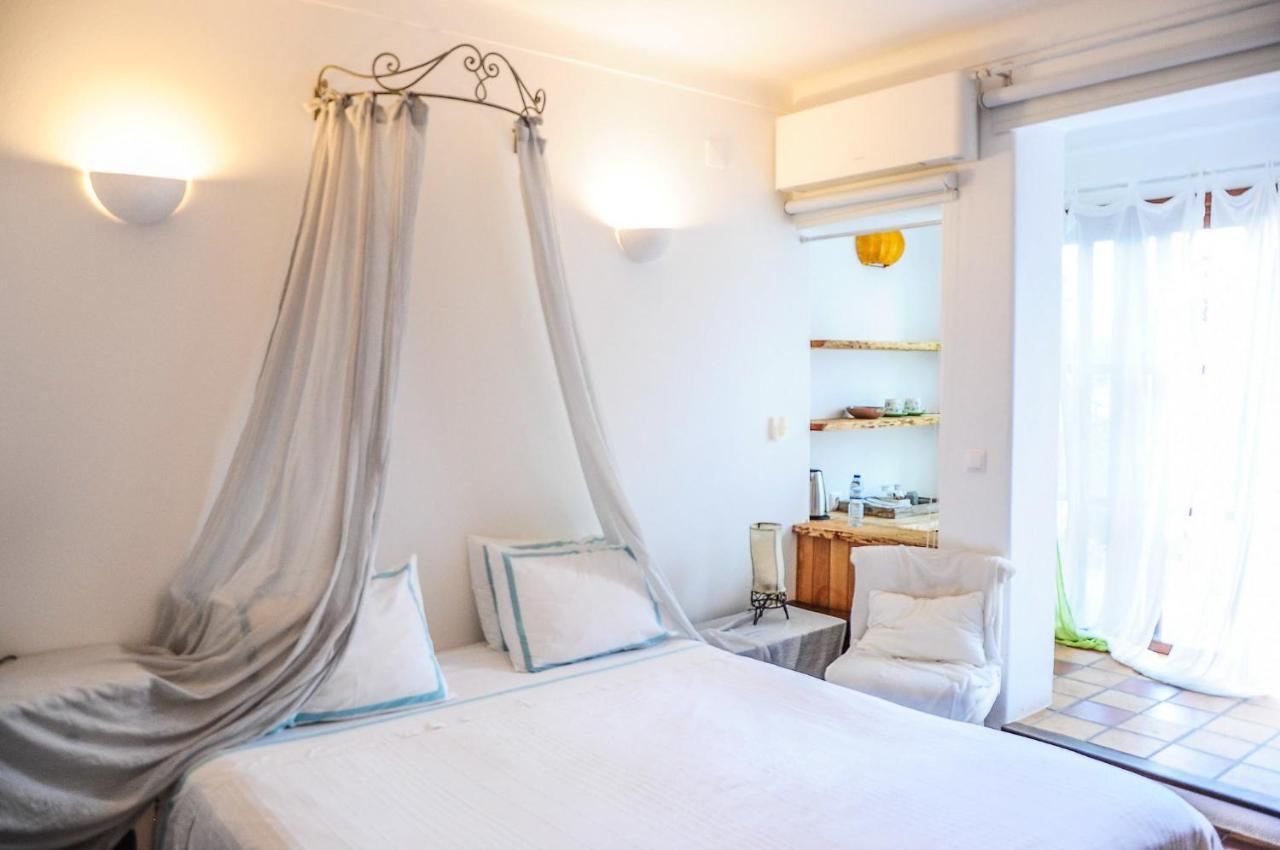 לינה וארוחת בוקר לאגוּ‏ש Uma Casa A Beira Sol מראה חיצוני תמונה